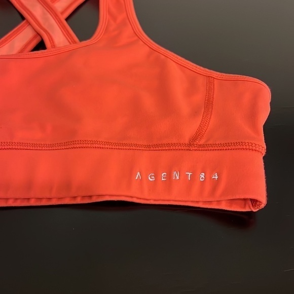 Agent 84 Sports bra, pull over style, size L, criss-cross back - Picture 2 of 8